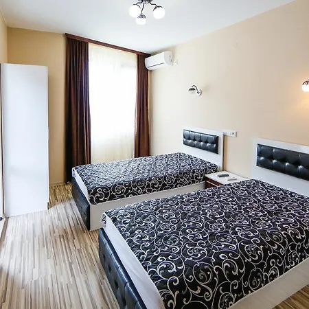 слънчев рай 4*