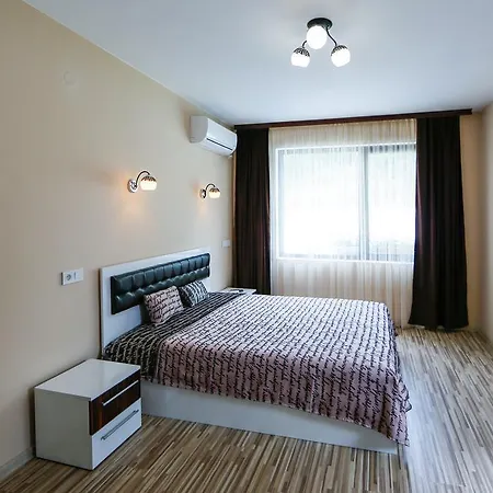 слънчев рай Πανσιόν Marchevo