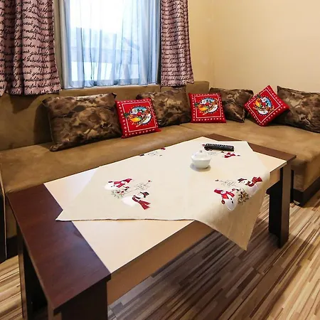 слънчев рай Πανσιόν Marchevo