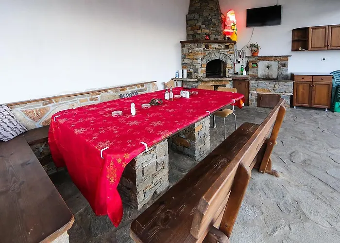 слънчев рай Къща за гости 4*